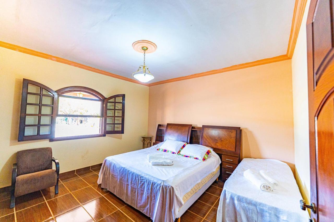 Pousada Casarao Na Serra Vargem Bonita Chambre photo